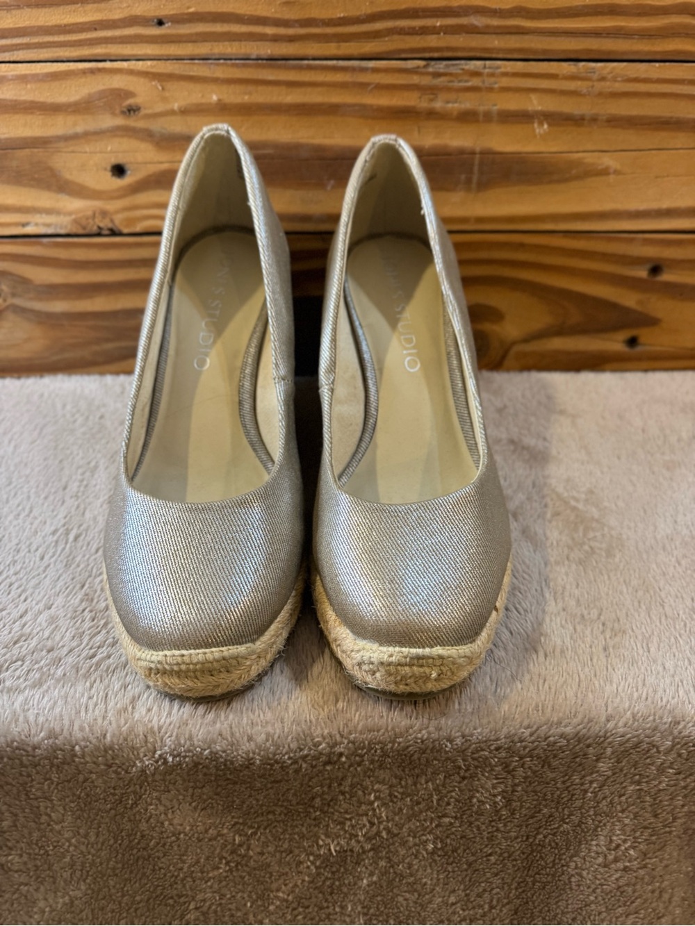 Jones New York Metallic Silver Espadrille Wedge Pumps